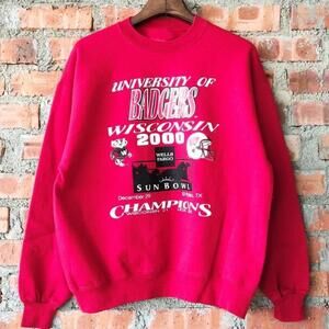 Nc Aa University Of Wisconsin Badgers Champions 2000 Sweatshirt